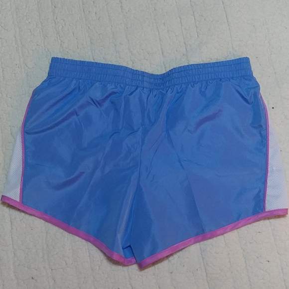 Raya Sun Shorts - Picture 2 of 3